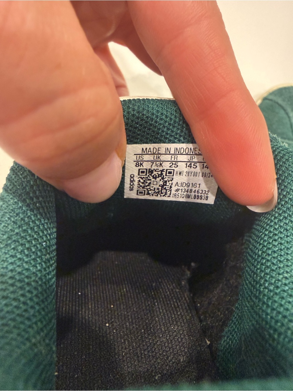 adidas Kids Green Suede Sneakers with White Stripes - Velcro 💚 - Picture 4 of 5